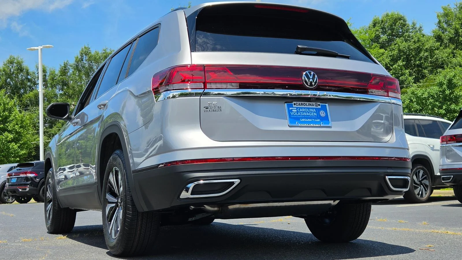 New 2026 silver mist metallic Volkswagen 2.0T SE image 11