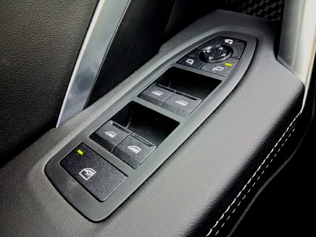New 2027 Dune Grey Metallic BMW xDrive28i image 9