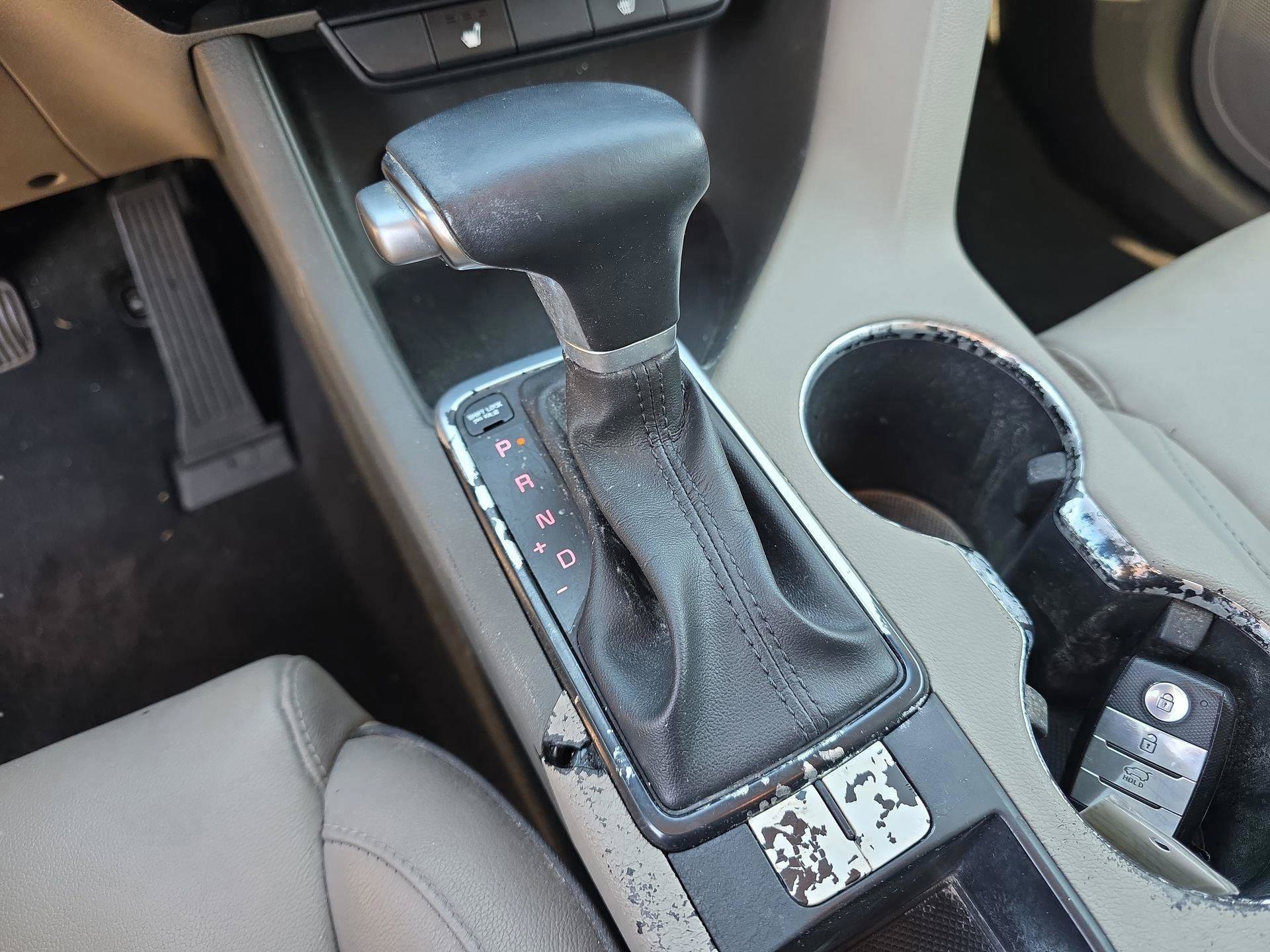 Used 2019 Pacific Blue Kia EX image 25