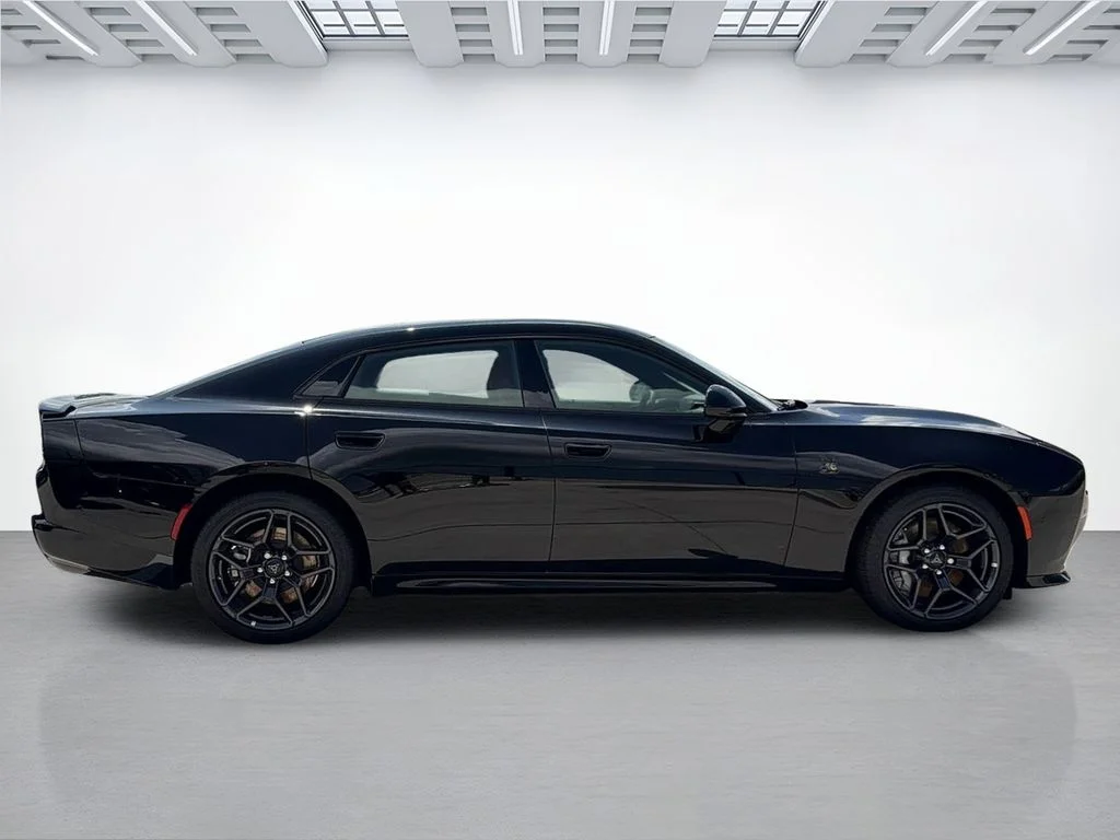 New 2026 Diamond Black Crystal Pearlcoat Dodge Scat Pack Plus image 2