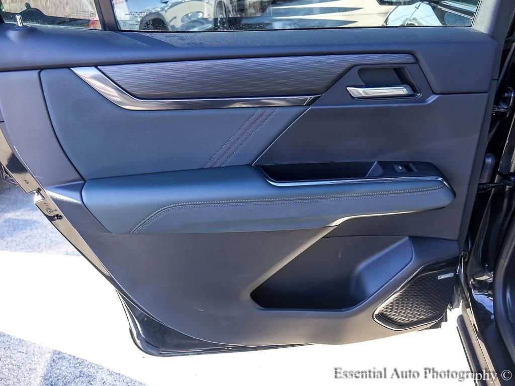 2024 GMC ACADIA - Image 27