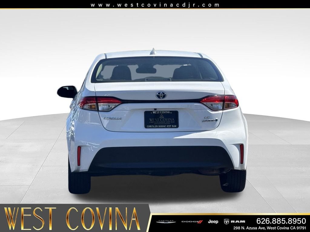 Used 2024 White Toyota LE image 9