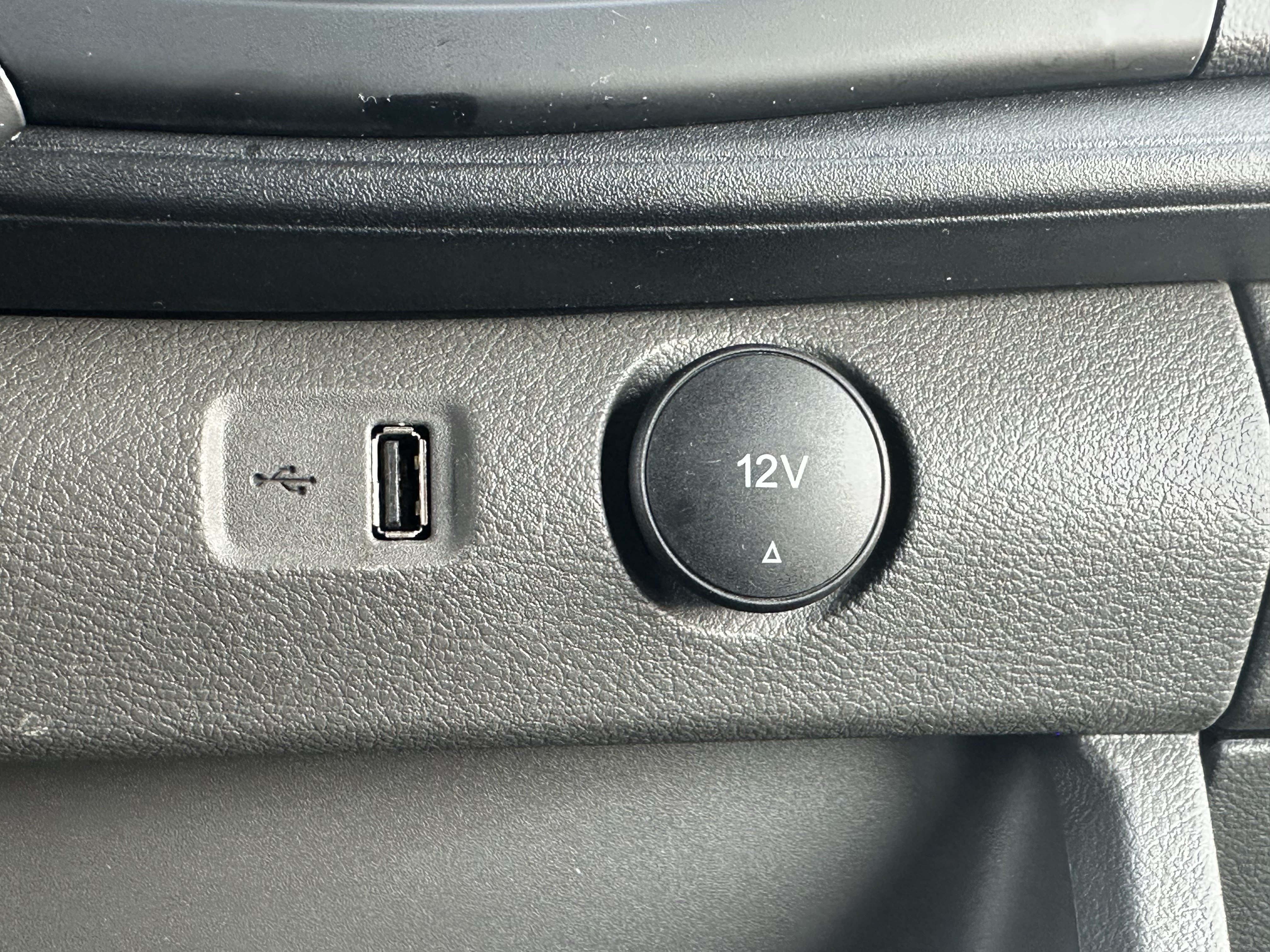 Used 2023 Oxford White Ford XL image 29