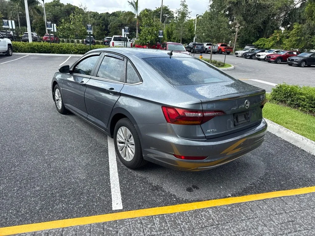 Used 2019 Platinum Gray Metallic Volkswagen 1.4T S image 13