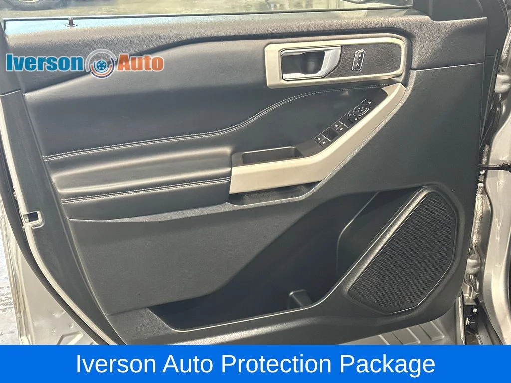 Used 2024 Silver Ford XLT image 15