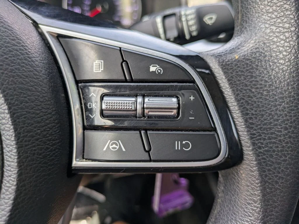 Used 2023 Gray Kia LXS image 16