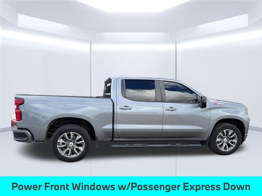 Used 2022 SATIN STEEL METALLIC Chevrolet RST image 19