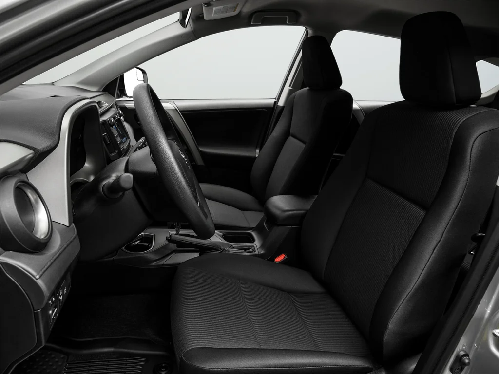 Used 2018 Silver Toyota LE image 16