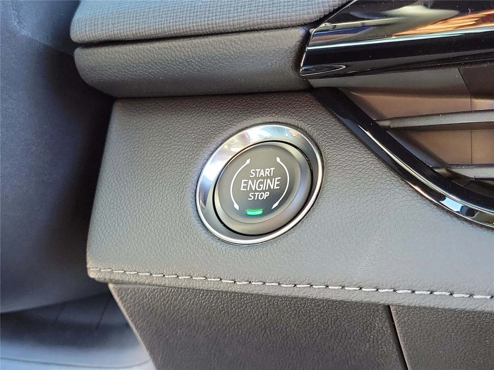 2026 Buick Enclave Sport Touring - Photo 29