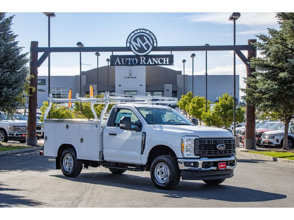 New 2026 OXFORD WHITE Ford XL image 1