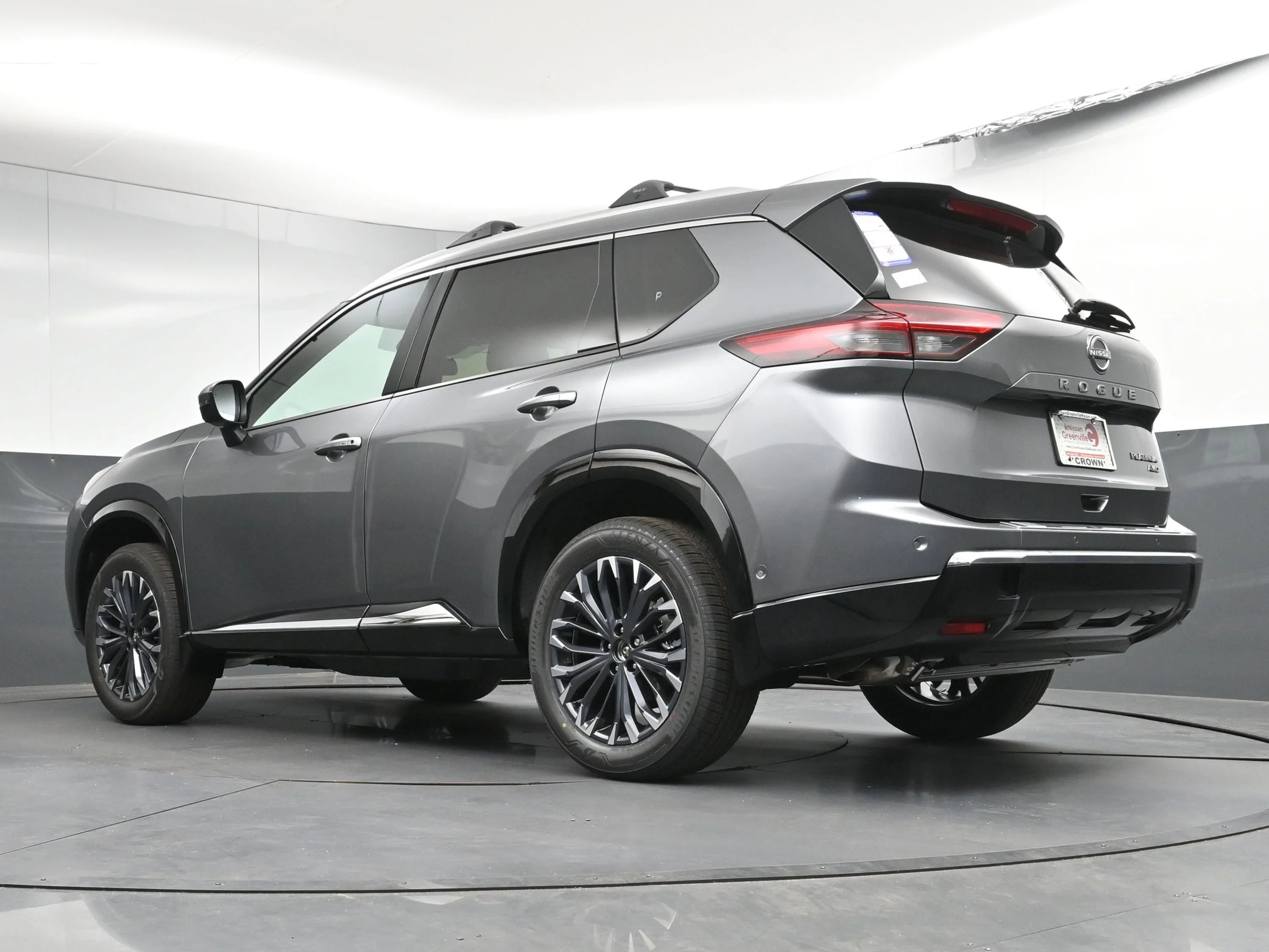 New 2026 Gun Metallic Nissan Platinum image 31