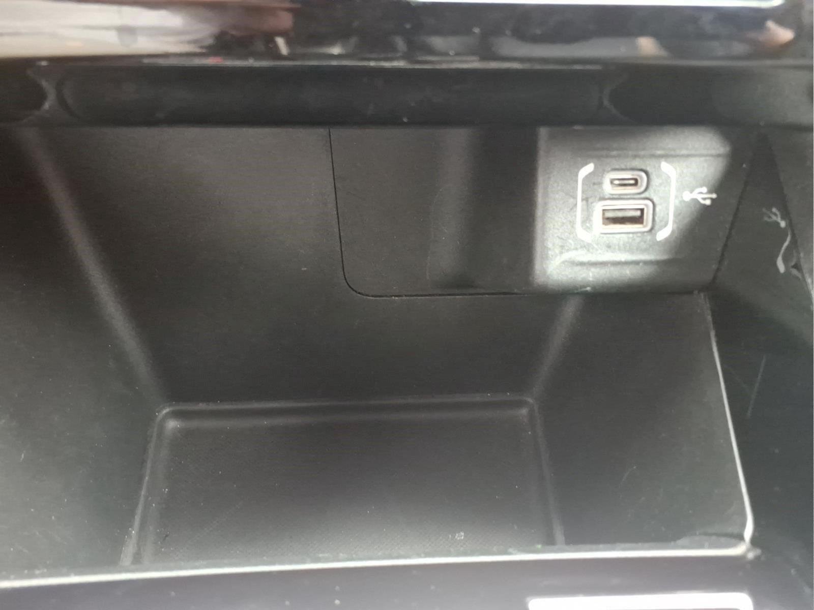Used 2024 Baltic Gray Metallic Clearcoat Jeep Limited image 30
