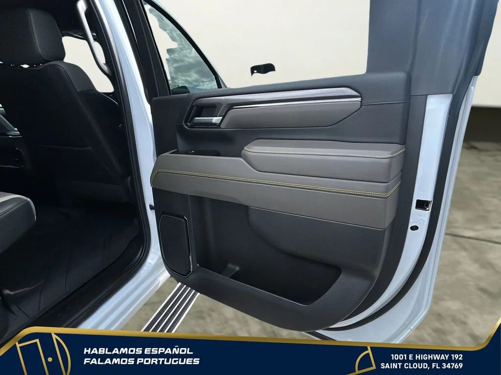 Used 2024 Summit White Chevrolet ZR2 image 33