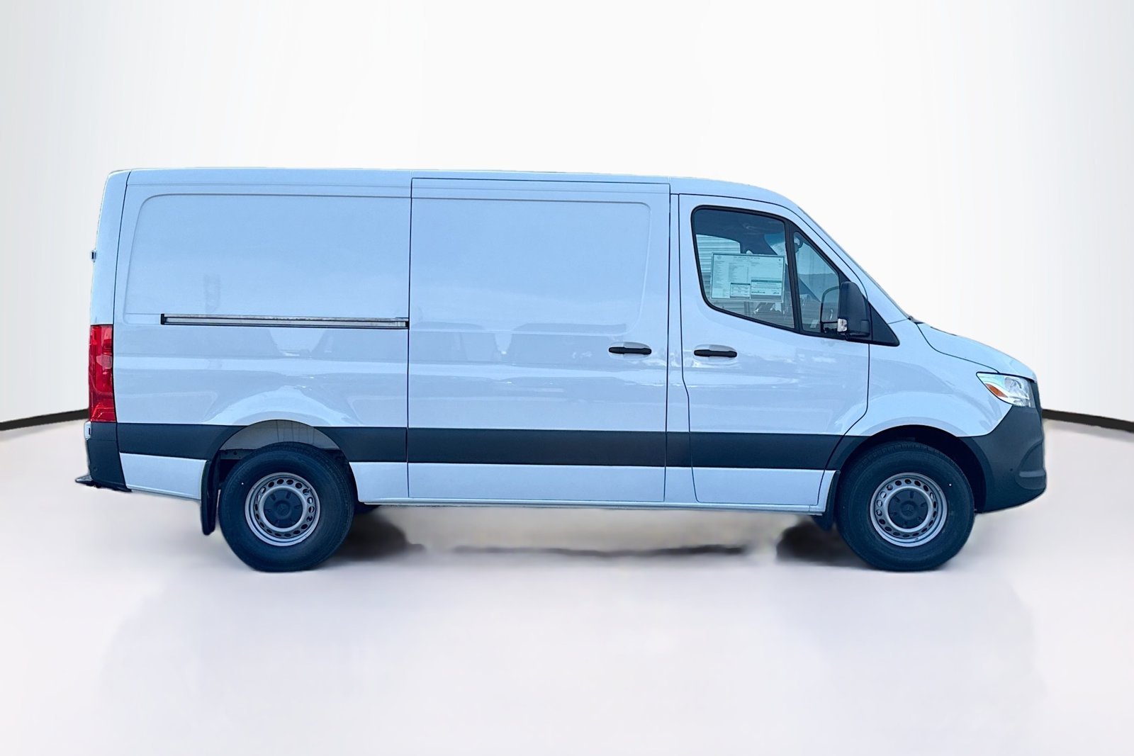 New 2026 Arctic White Mercedes-Benz  image 4