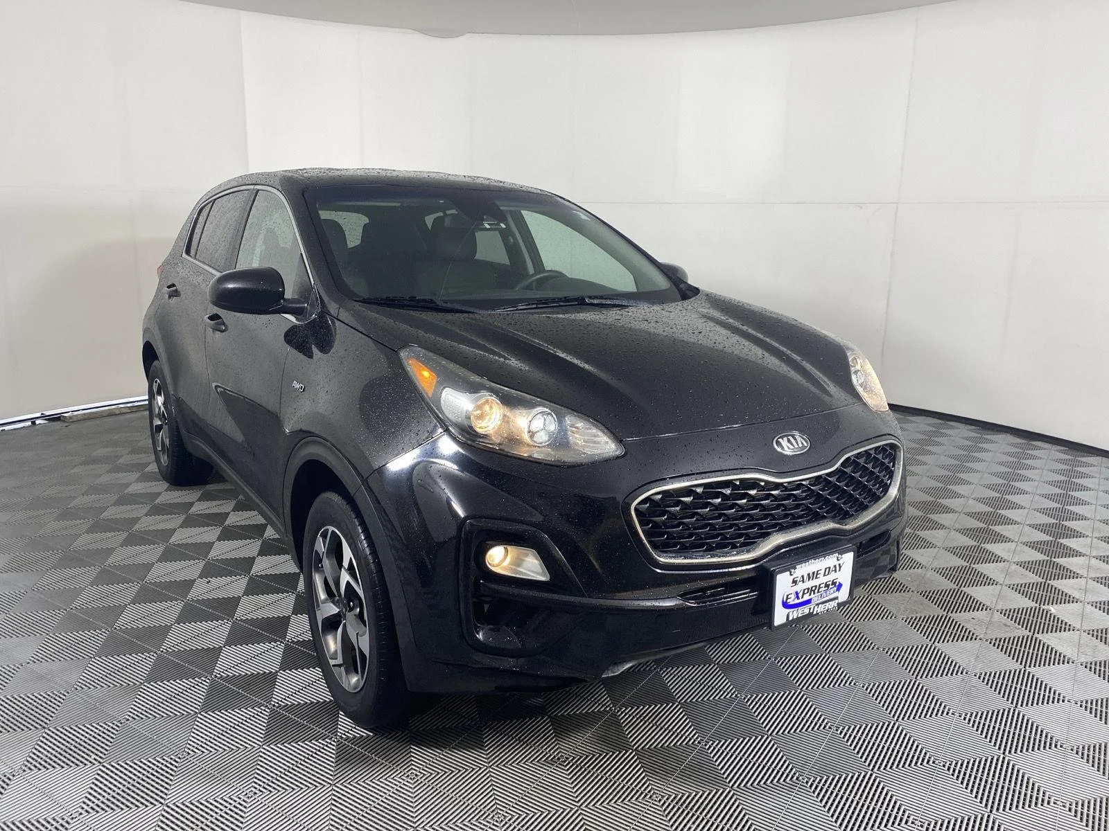 Used 2020 Black Cherry Kia LX image 9