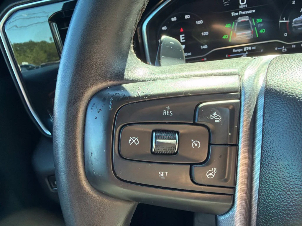 Used 2023 SUMMIT WHITE GMC SLT image 16