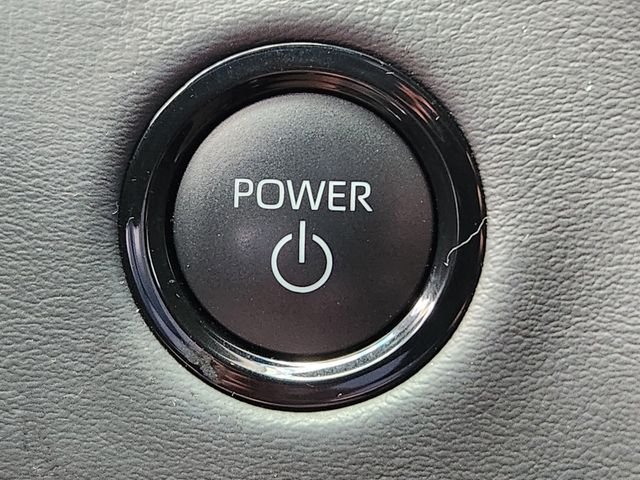 Used 2026 Beige Toyota Platinum image 33