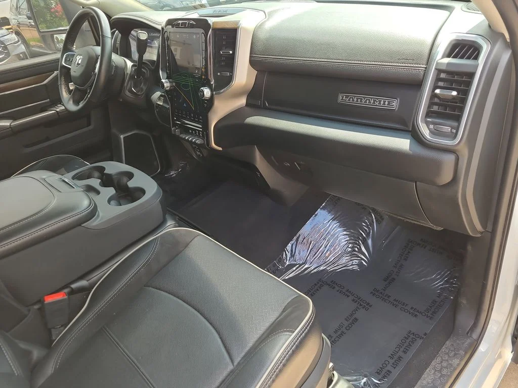 Used 2024 White Ram Laramie image 11