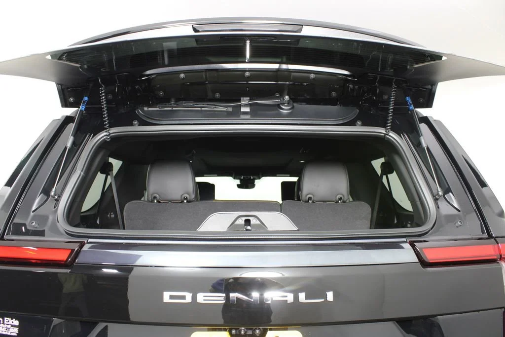 New 2026 Onyx Black GMC Denali Ultimate image 7