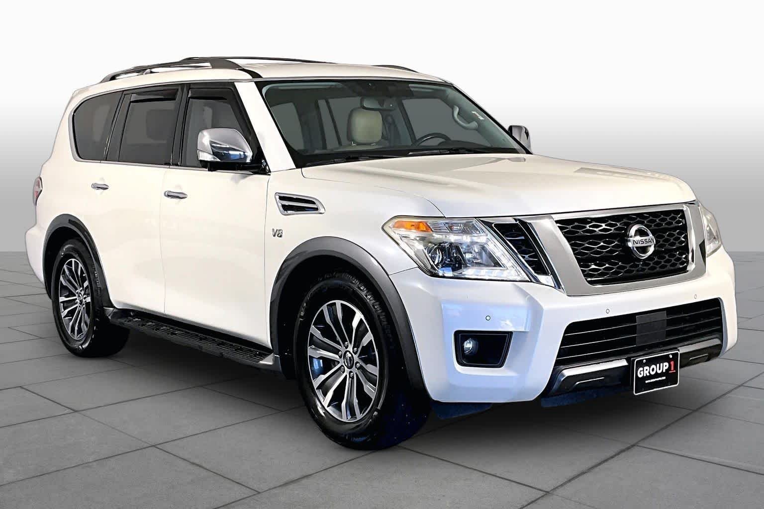 Used 2019 Pearl White Tricoat Nissan SL image 3