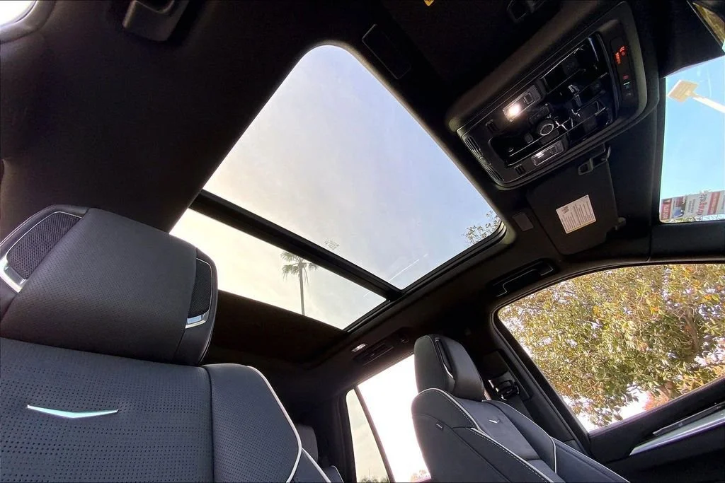 2026 Cadillac Escalade Luxury - Photo 32