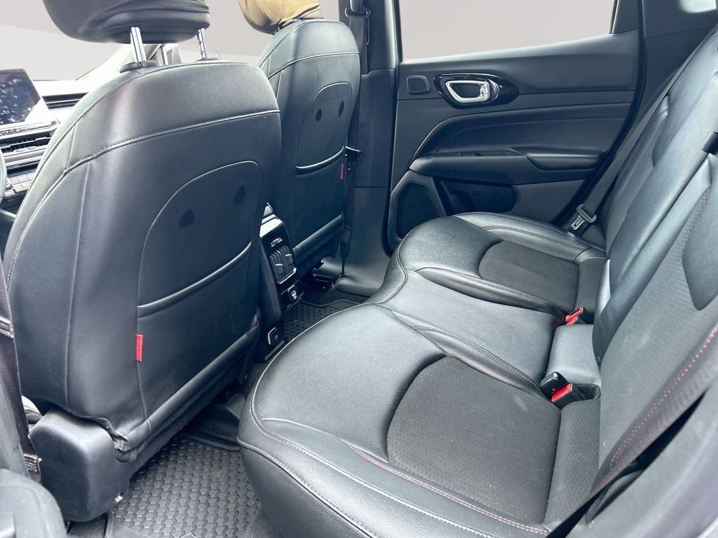 Used 2024 Gray Jeep Trailhawk image 28