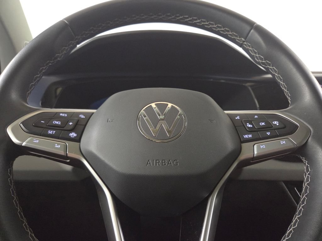 Used 2022  Volkswagen 1.5T SE image 21