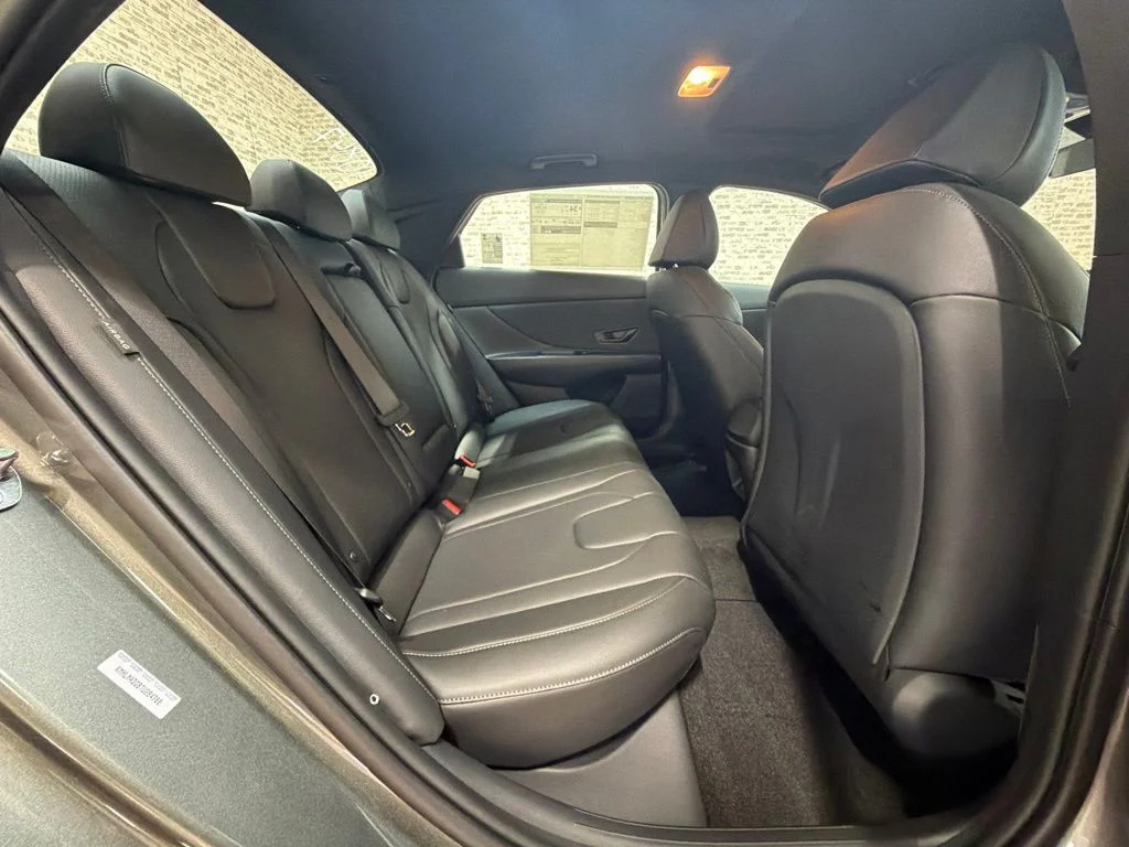 New 2026 Amazon Gray Hyundai SEL Sport image 12