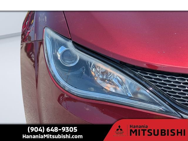 Used 2020 Red Chrysler Touring L image 9