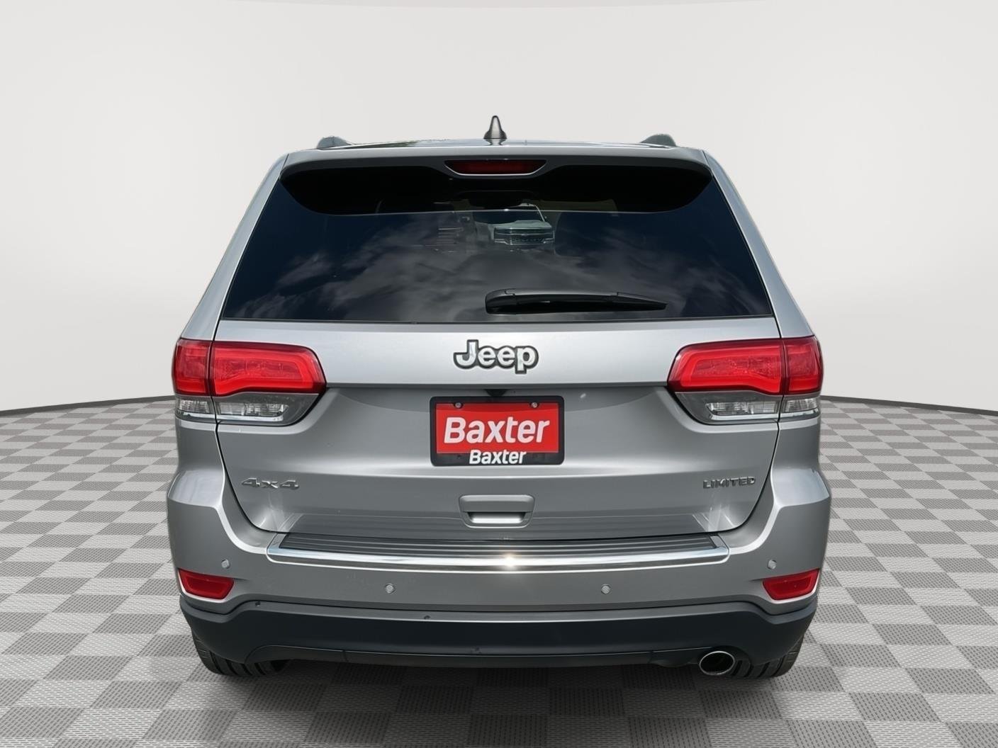 Used 2019 Billet Silver Metallic Clearcoat Jeep Limited image 24