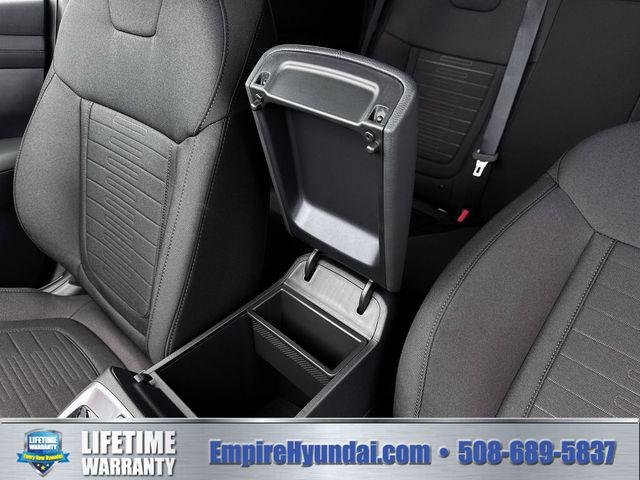 New 2026 White Hyundai SE AWD image 19