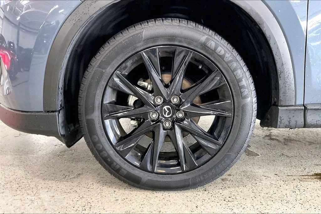 Used 2025 Gray Mazda 2.5 S Carbon Edition image 8