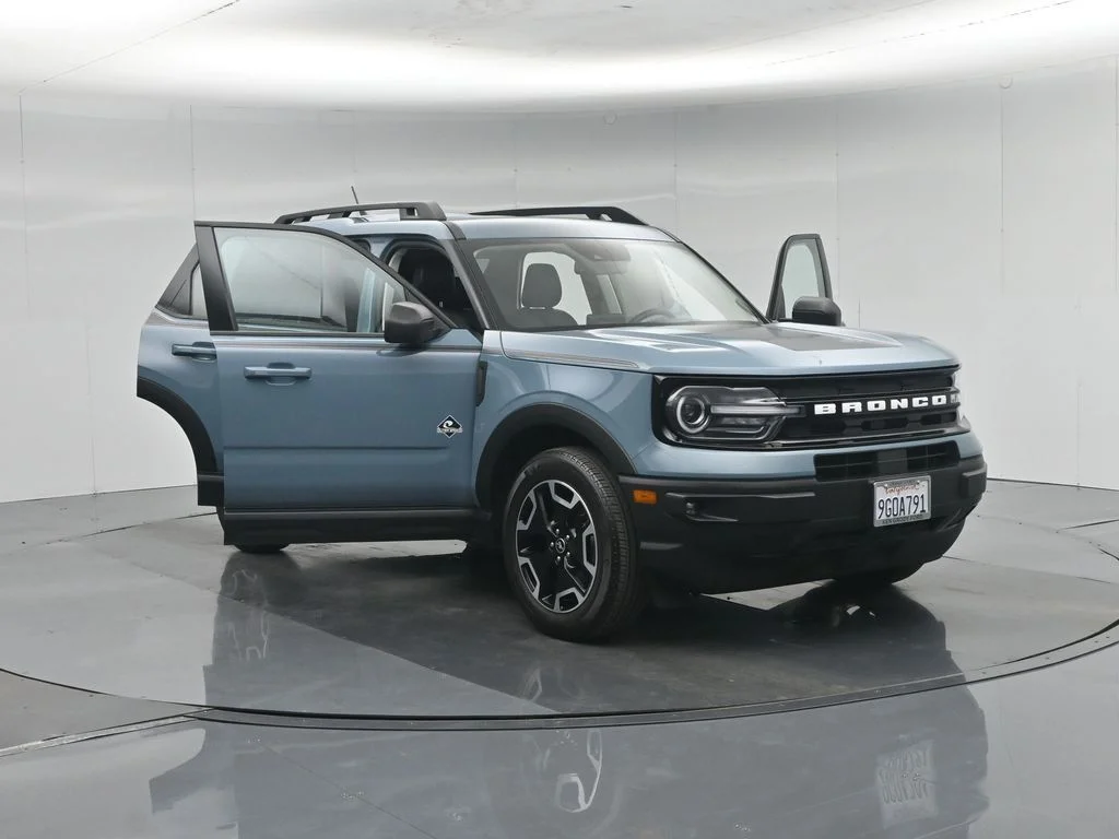 Used 2023  Ford Outer Banks image 29