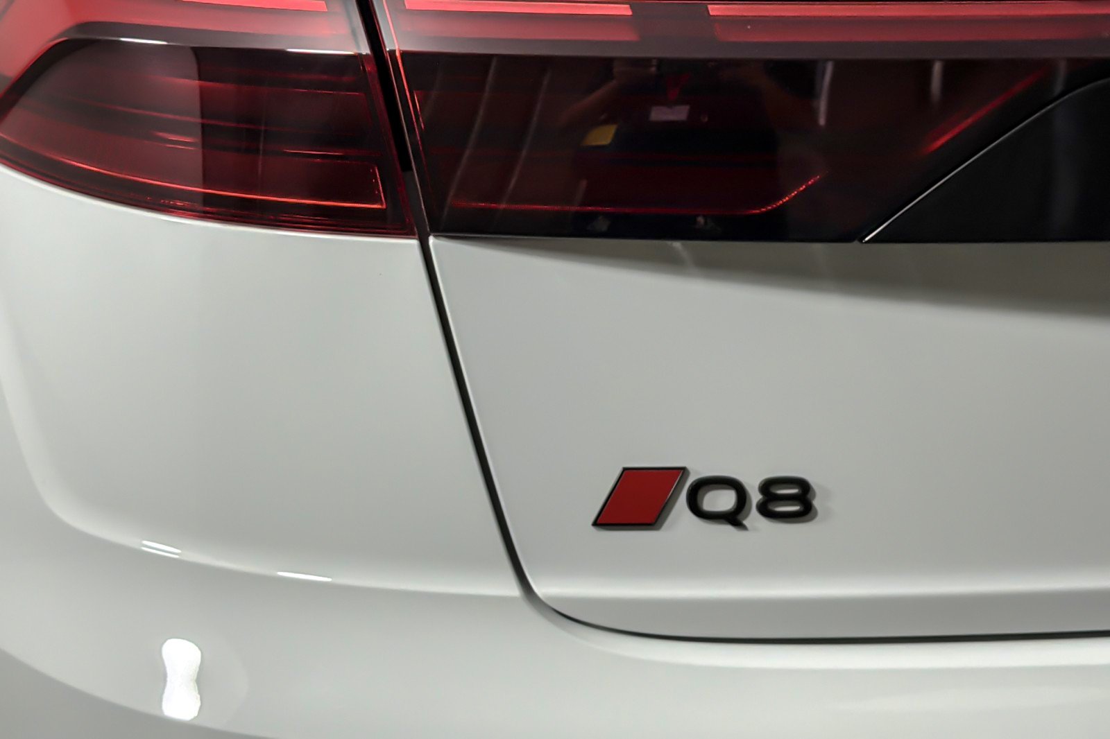 Used 2025 Carrara White Audi Premium Plus 55 TFSI quattro image 27