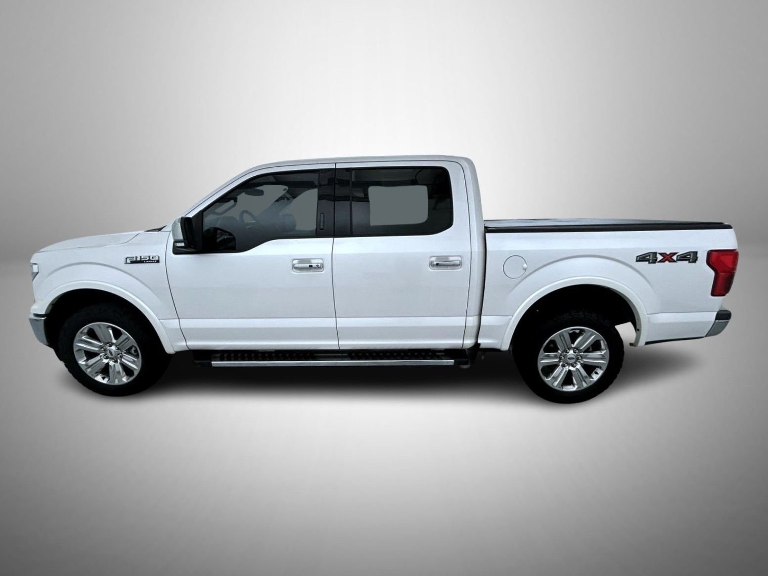 Used 2019 White Ford Lariat image 8