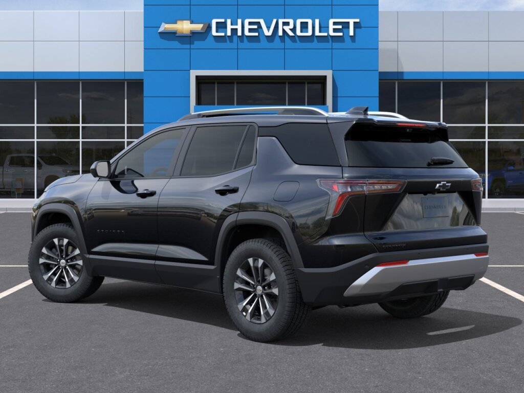 New 2027 Mosaic Black Metallic Chevrolet LT image 4
