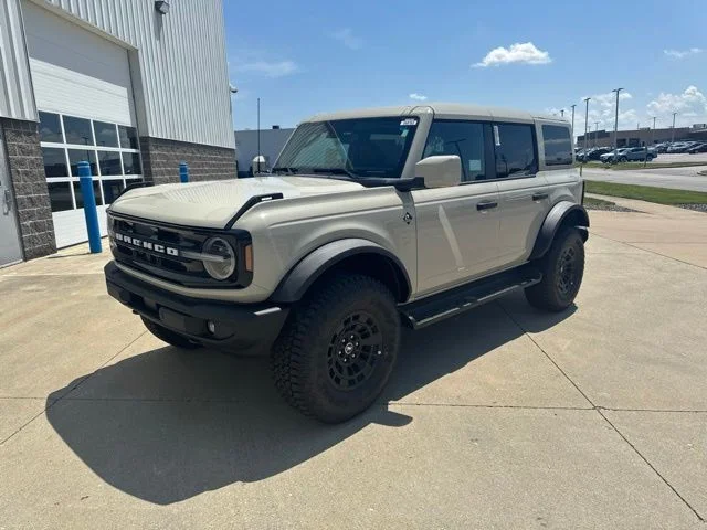 New 2026 Desert Sand Ford Outer Banks® image 9