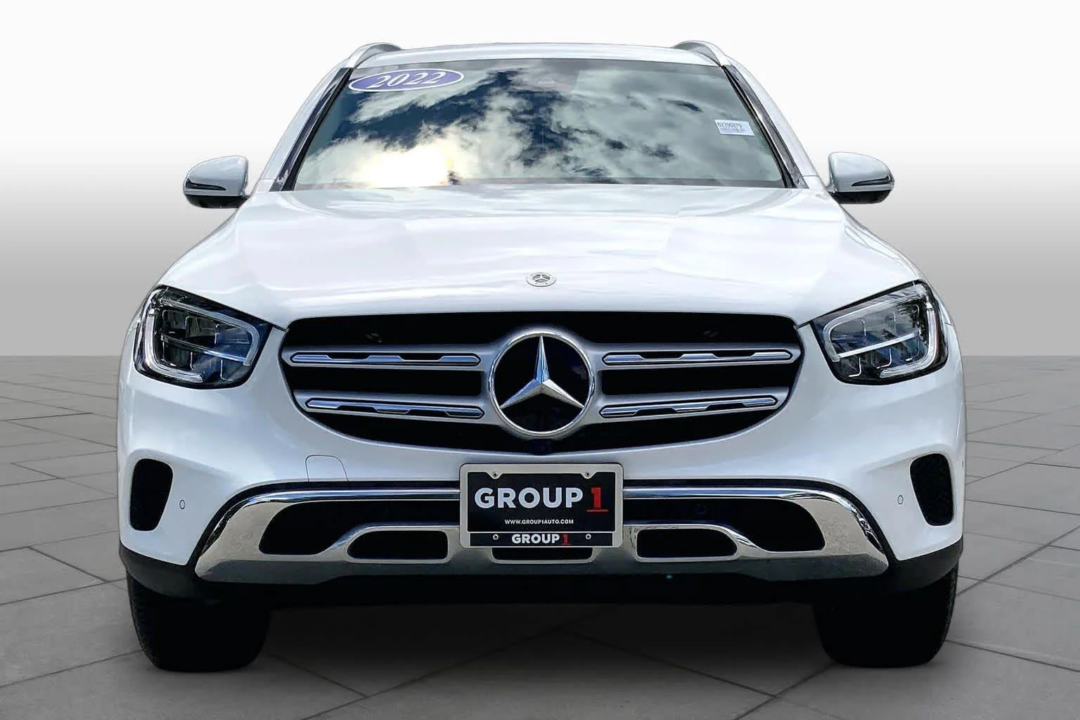 Certified Used 2022 Polar White Mercedes-Benz GLC 300 image 4