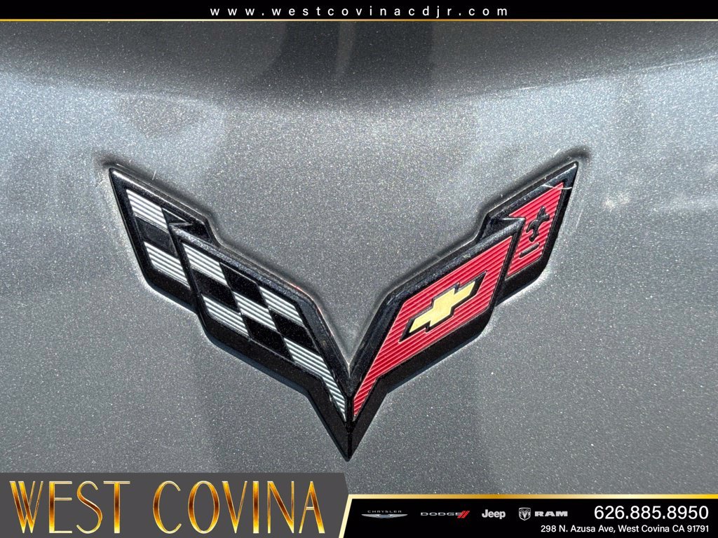 Used 2015 Gray Chevrolet Stingray image 18