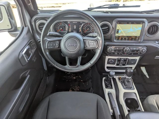 Certified Used 2022 Silver Jeep Unlimited Sport S image 15