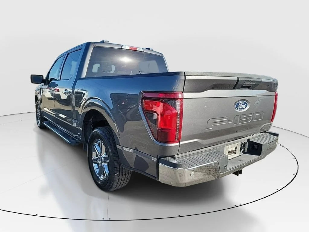 Used 2025 Gray Ford XLT image 8