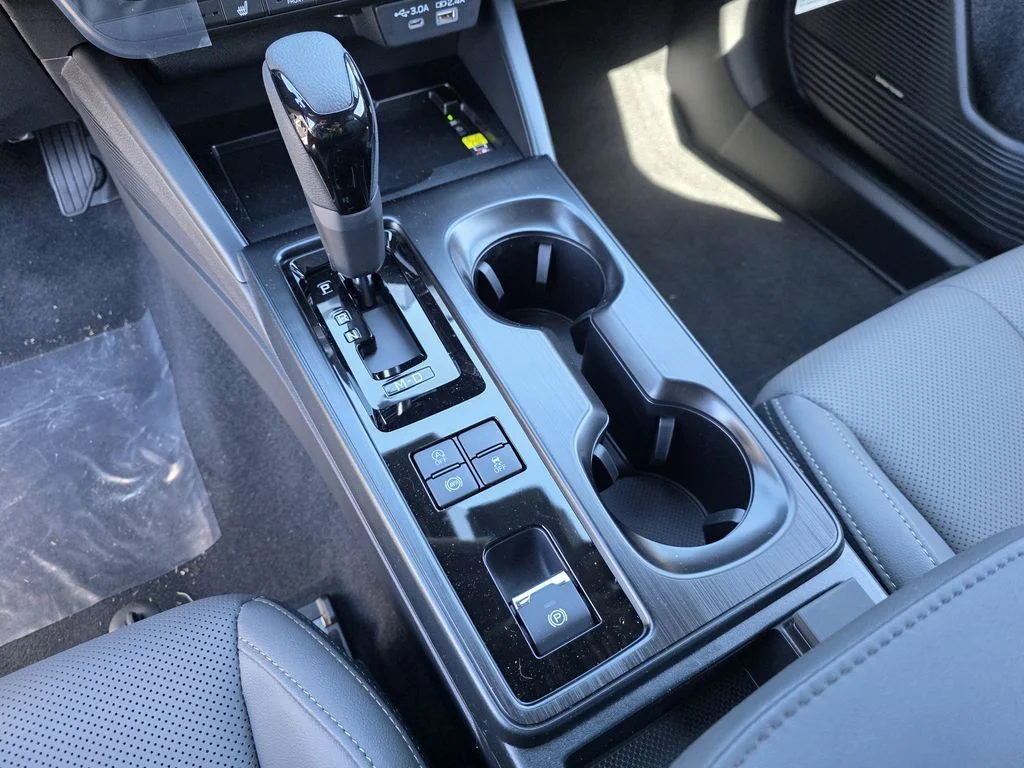 2026 Subaru Outback Limited - Photo 23
