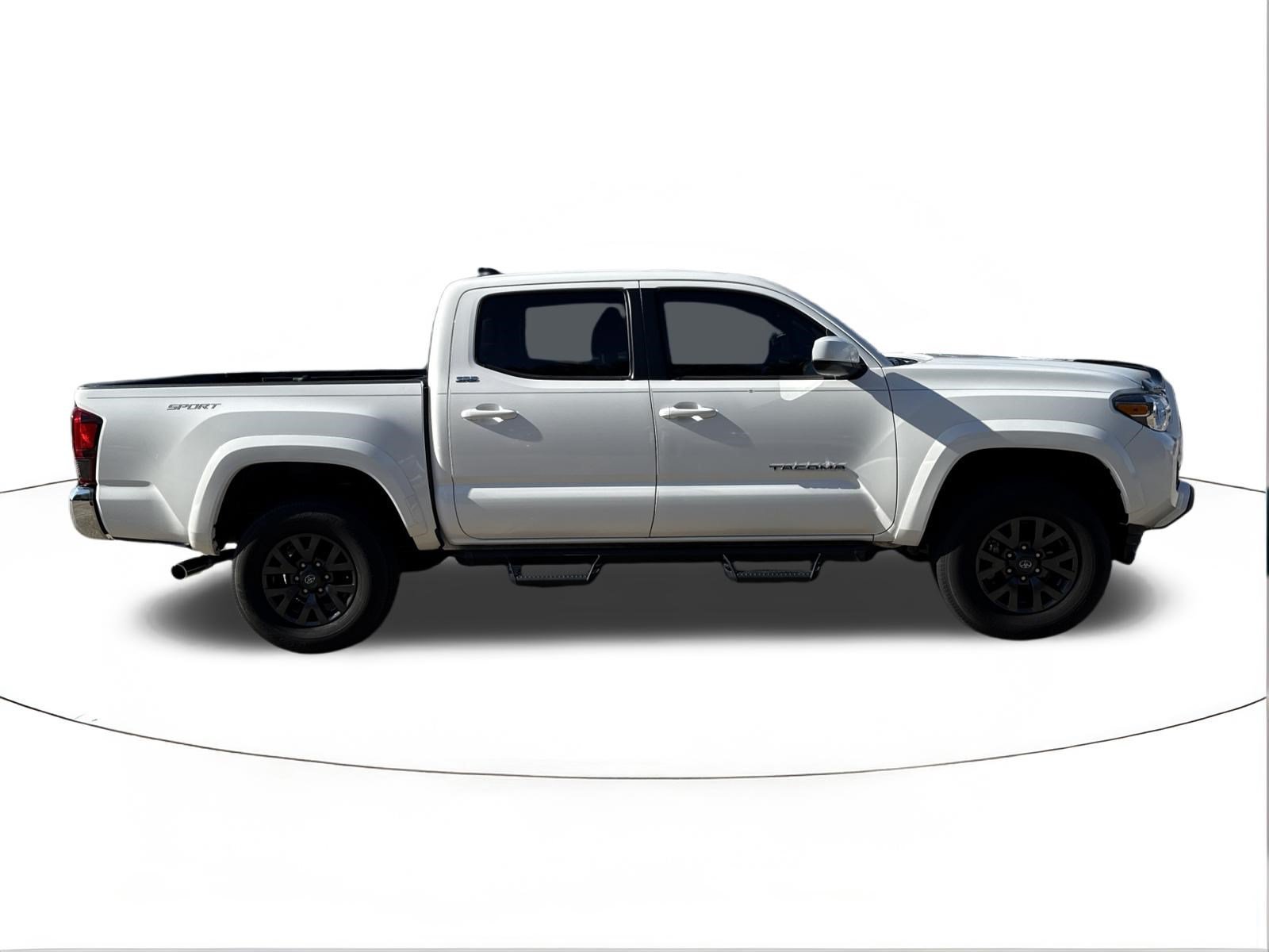 Used 2023 Ice Cap Toyota SR5 image 2