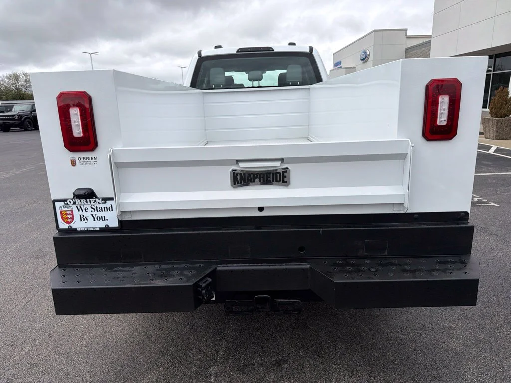 New 2027 Oxford White Ford F-350® XL image 4