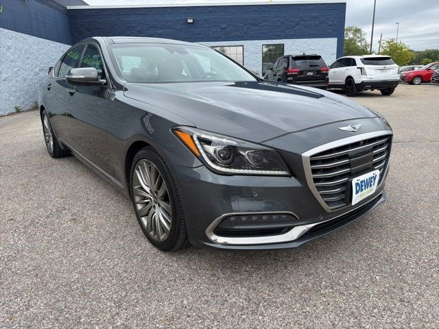 Used 2018 Himalayan Gray Genesis 5.0L Ultimate image 7