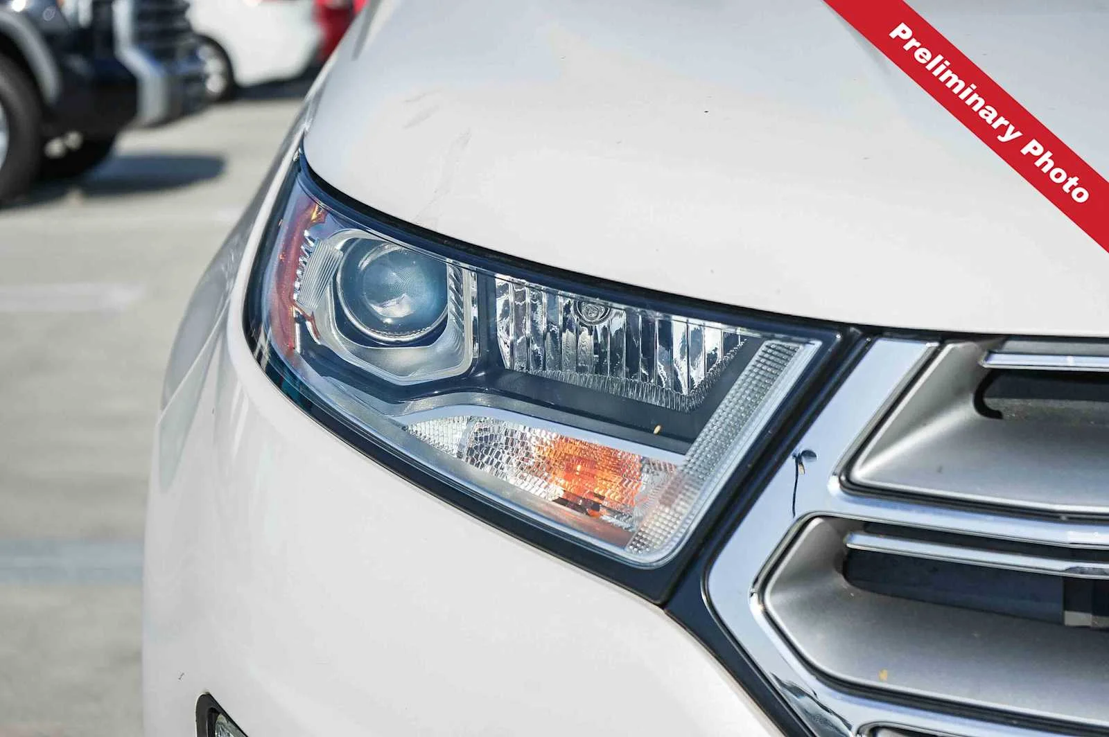 Used 2016 White Platinum Metallic Tri-Coat Ford SEL image 4