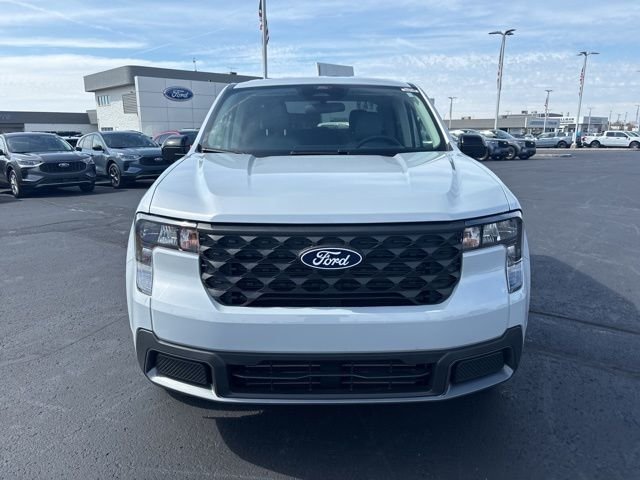 New 2026 Space White Metallic Ford XLT image 3