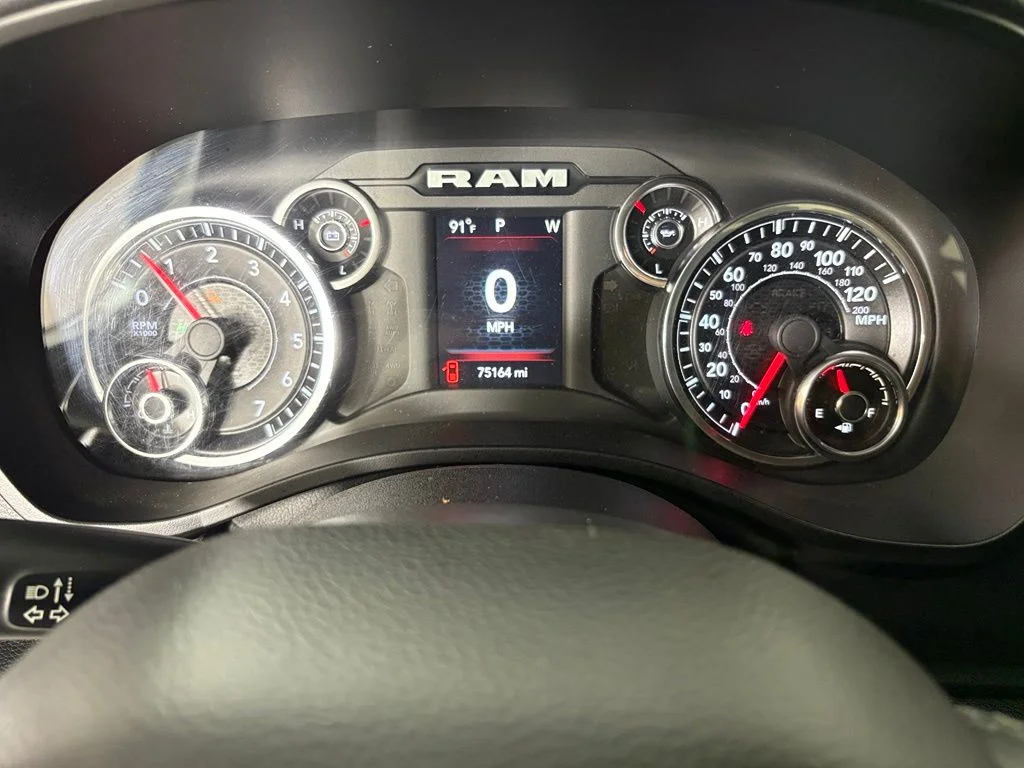 Used 2019 White Ram Big Horn/Lone Star image 25