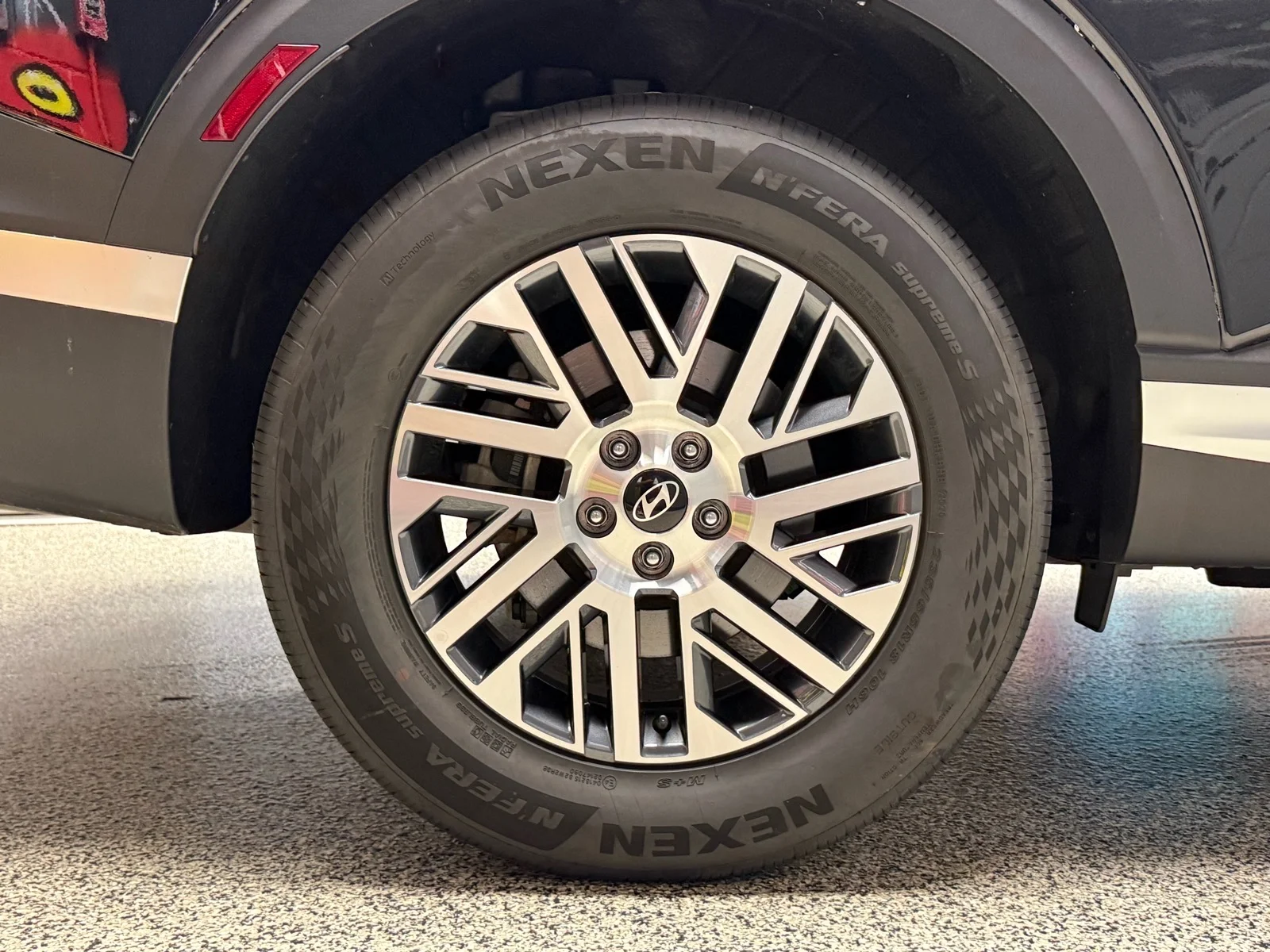 Used 2026 Abyss Black Pearl (a2b) Hyundai SEL image 40