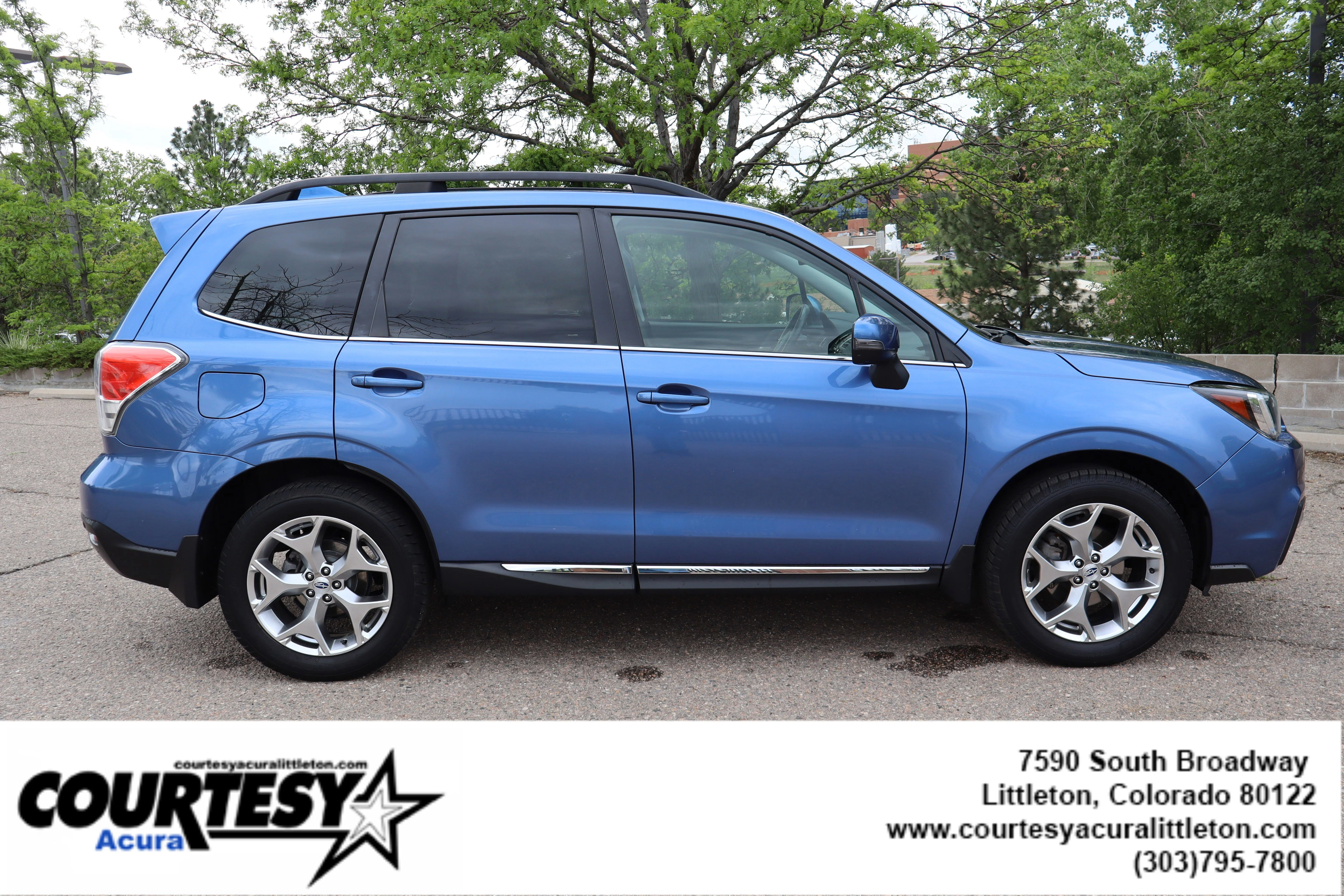 Used 2018 Quartz Blue Pearl Subaru Touring image 7